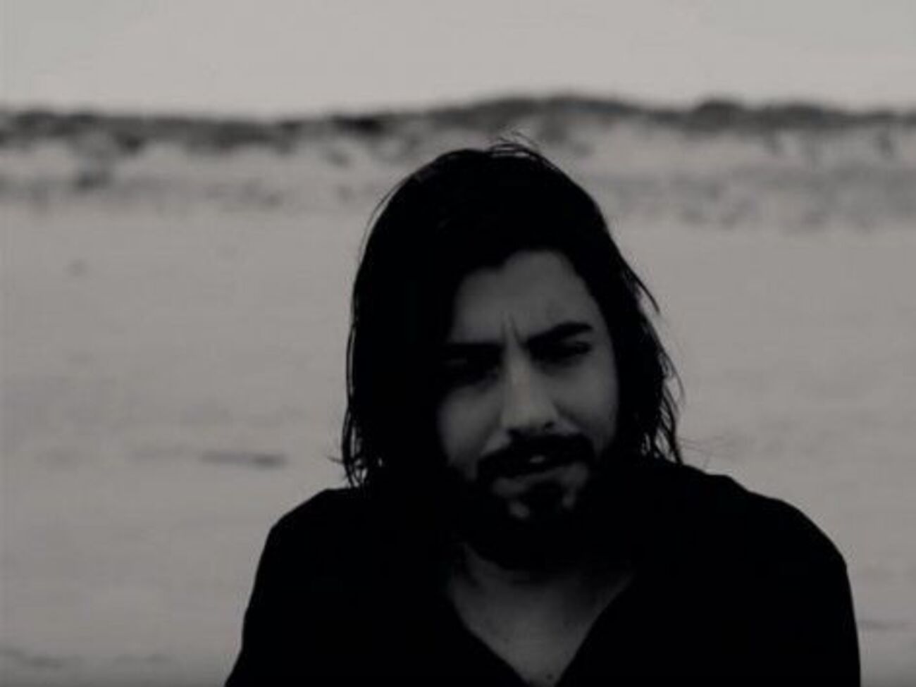 Собрал сам виконав роль у власному кліпі