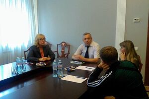 Родственники моряков обратились за помощью к Денисовой 11 июля