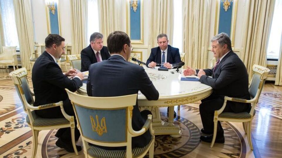 Порошенко зустрівся зі Смілянським, Ревою, Омеляном і Зарудним