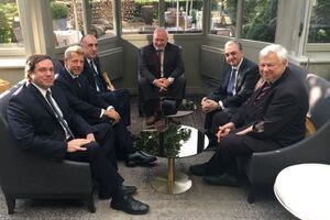 Кроме глав МИД Азербайджана и Армении, во встрече в Брюсселе участвовали сопредседатели минской группы ОБСЕ