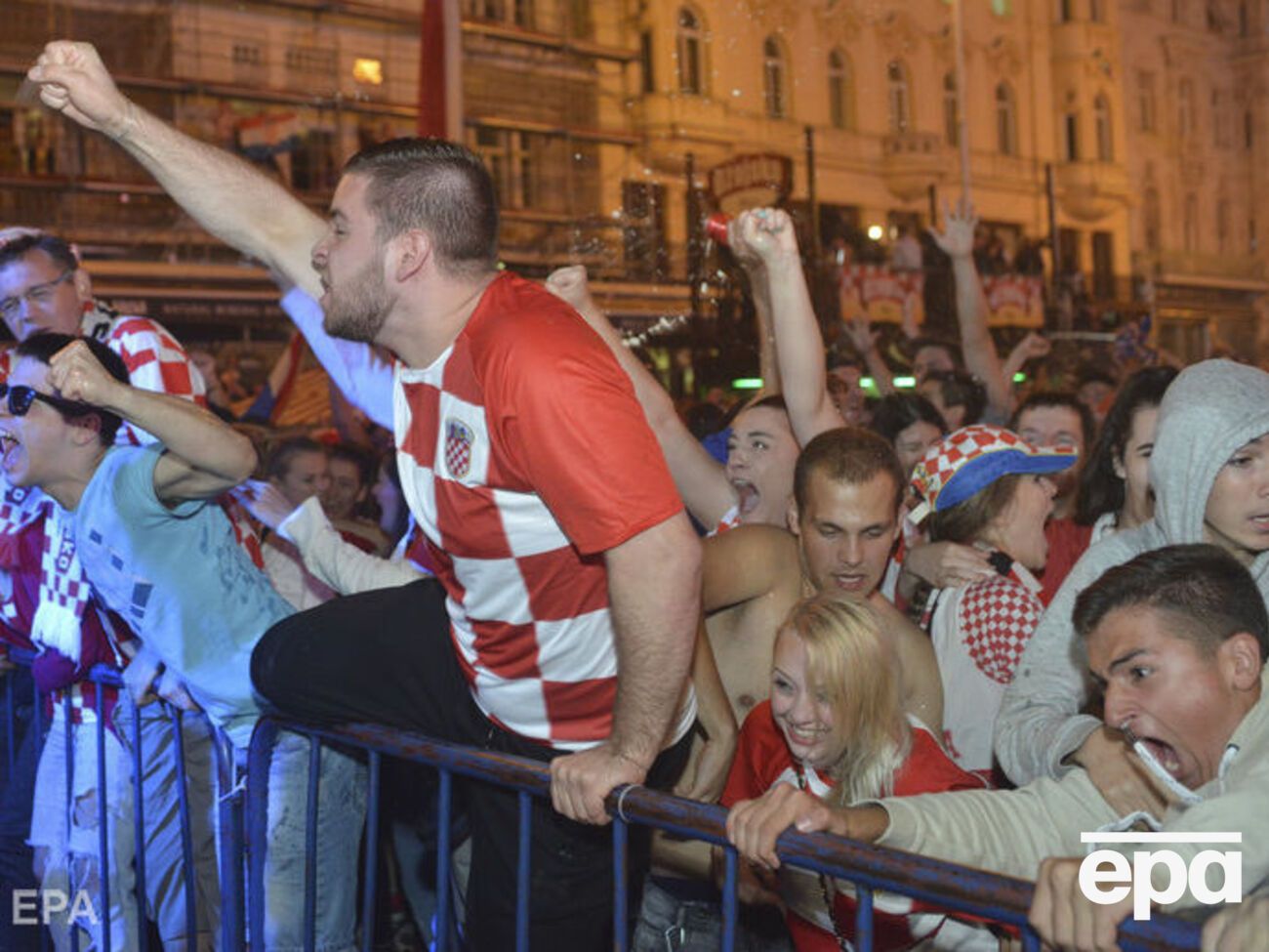 Хорватские болельщики не сдерживали эмоций