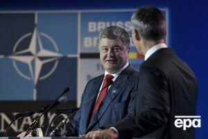 Порошенко заявил, что Украина сама будет решать, вступать ли ей в НАТО
