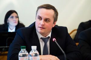 Показательная отстраненность руководителя САП Холодницкого (на фото) от политической гонки пугает его коллег из ГПУ и НАБУ, считает Аронец