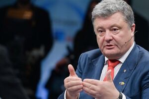 Порошенко сказав, що не може і не буде розповідати про частину розмови з Трампом
