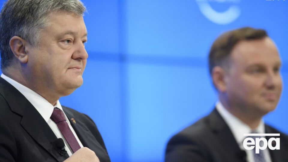 Порошенко встретился с Дудой на полях саммита НАТО