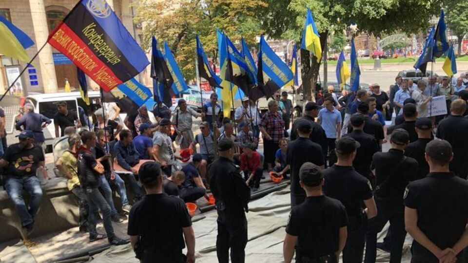 Михаил Волынец: Насалик говорит, что государство не помогает реформировать угольную отрасль. Но сам он окружил себя "смотрящими" и не борется с этим