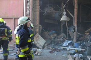 Вибух прогримів в електричній печі з плавлення спеціальних металів