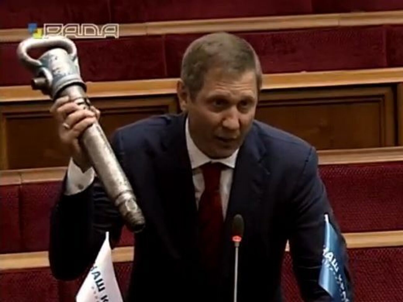 Шахов: Якщо шахтарі прийдуть за своїми зарплатами приблизно з такими відбійними молотками, як було 1993 року, то повірте мені...