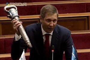 Шахов: Якщо шахтарі прийдуть за своїми зарплатами приблизно з такими відбійними молотками, як було 1993 року, то повірте мені...