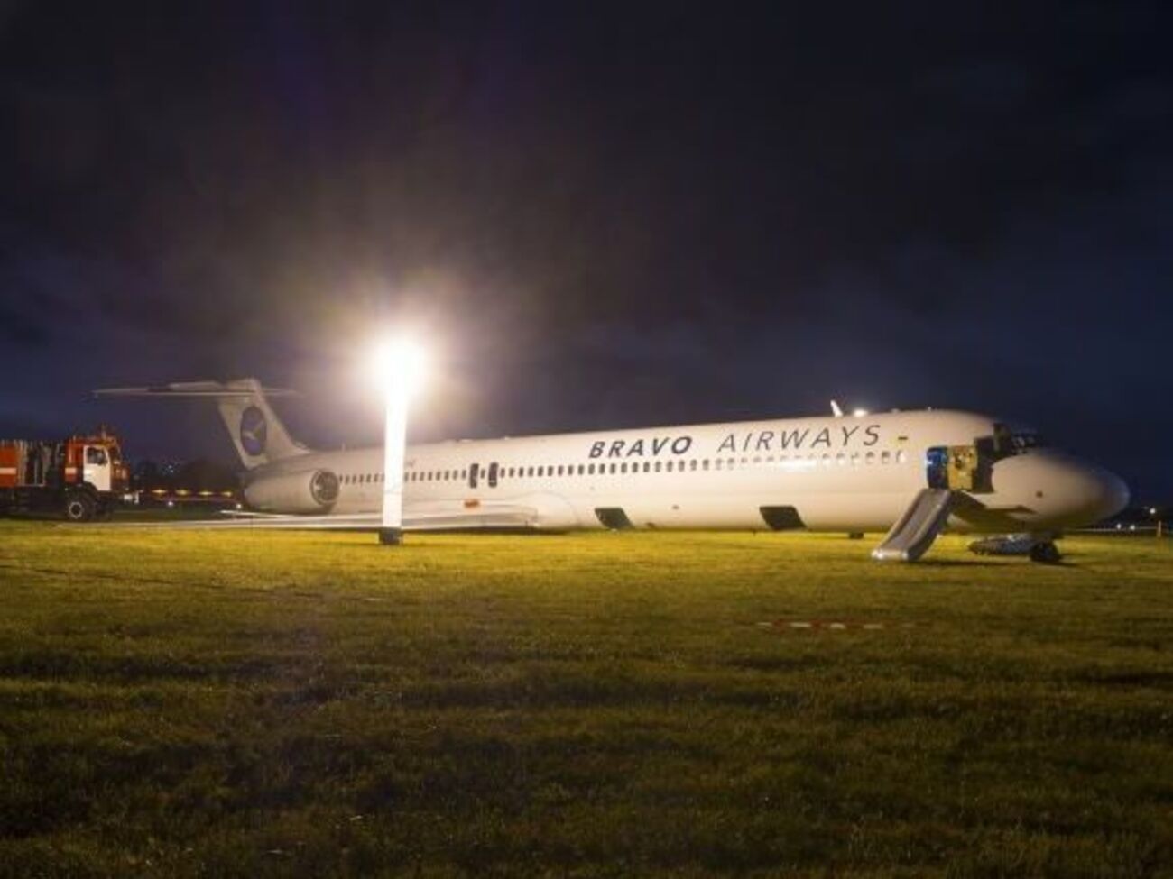 У день обшуку в аеропорту здійснив аварійну посадку літак авіакомпанії Bravo Airways