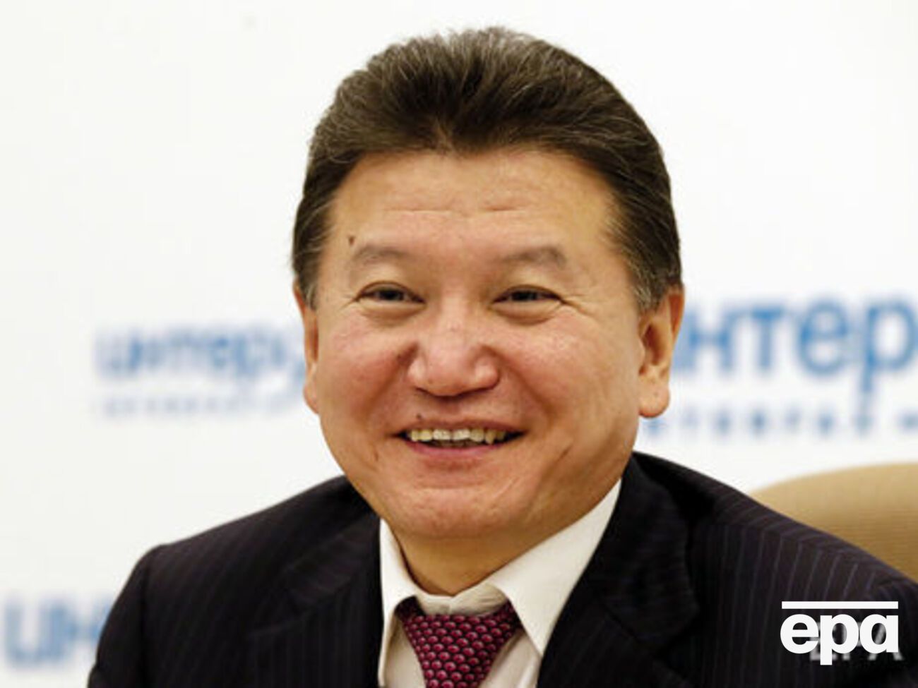 Илюмжинов возглавлял ФИДЕ с 1995 года