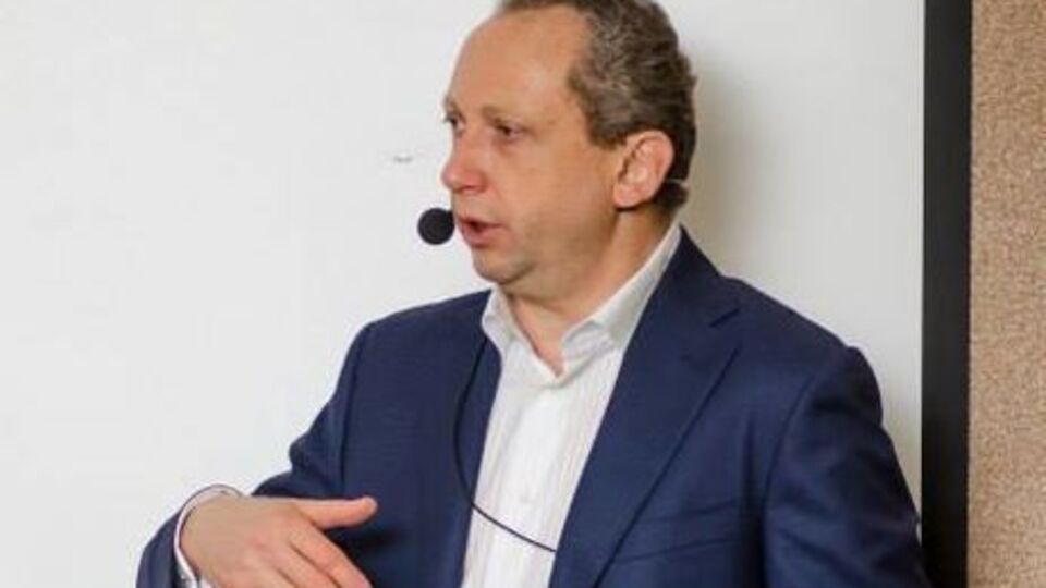 Рабинович: Единственное, о чем может идти речь, – гуманитарные, дипломатические и консульские вопросы