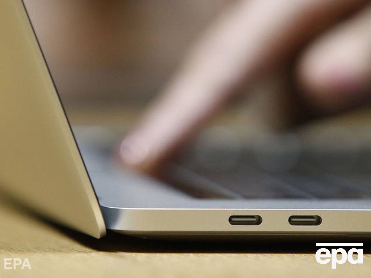 Ноутбуки оснастили бесшумной клавиатурой третьего поколения