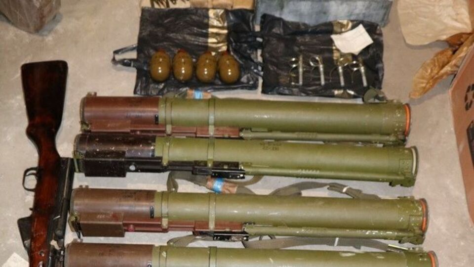 Во время обысков СБУ изъяла у злоумышленников оружие и боеприпасы