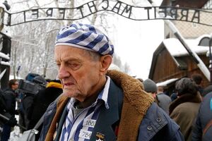 Малицкий был узником четырех концлагерей