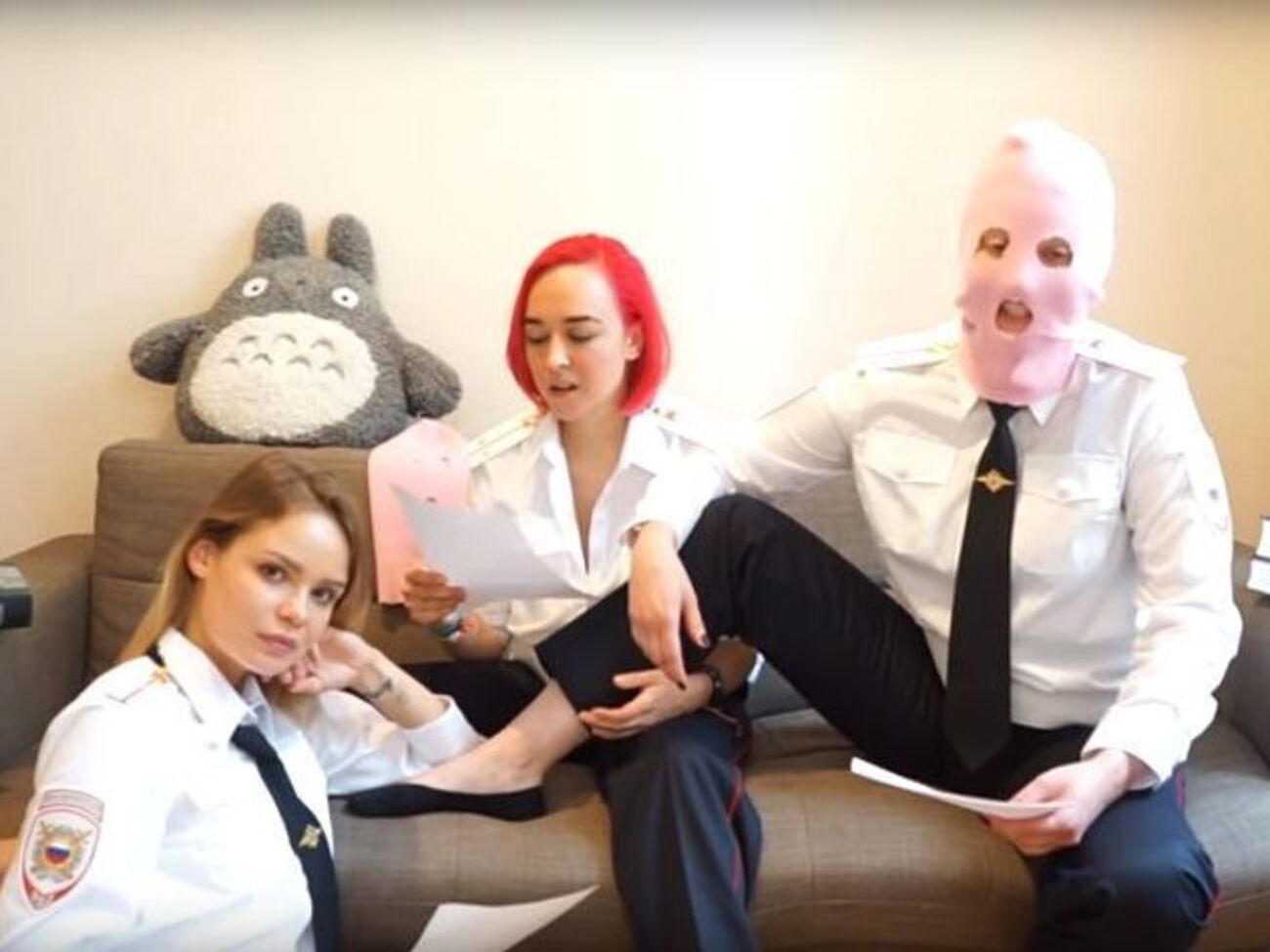 Учасники Pussy Riot заявили, що вибігли на стадіон заради РФ