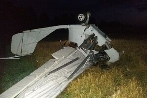Літак розбився 15 липня 2018 року між селами Погожа Криниця і Заруддя Роменського району Сумської області
