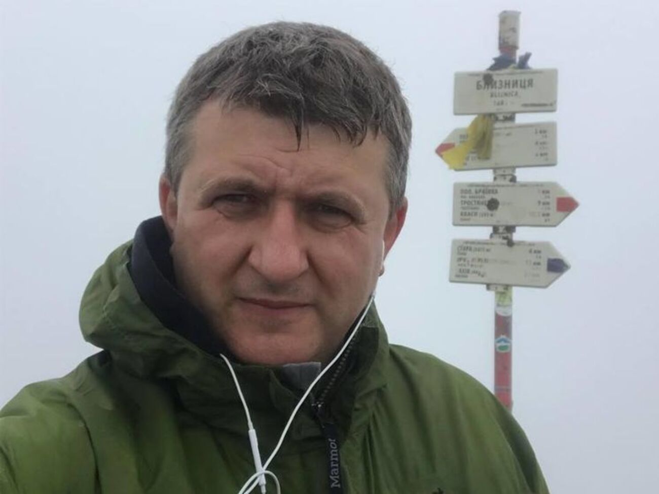 Сидя на газовых месторождениях, можем сами поставлять газ в Европу, но тупо и уныло просим не строить "Северный поток – 2"