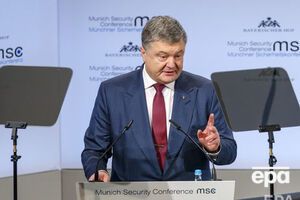 Порошенко: Путін напав на нас, коли ми мали позаблоковий статус