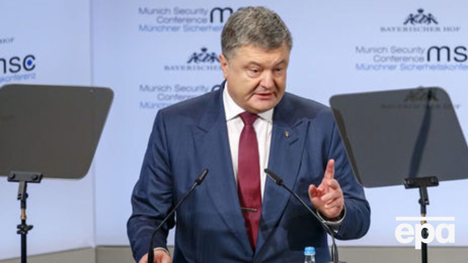 Порошенко: Путин напал на нас, когда у нас был внеблоковый статус