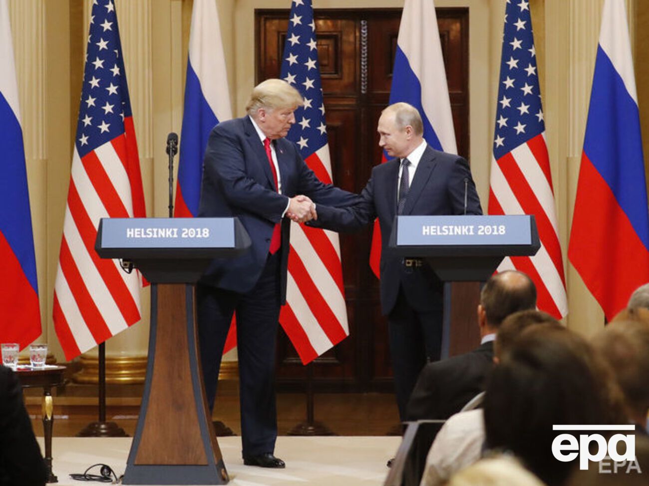 Трамп и Путин примерно час общались с журналистами