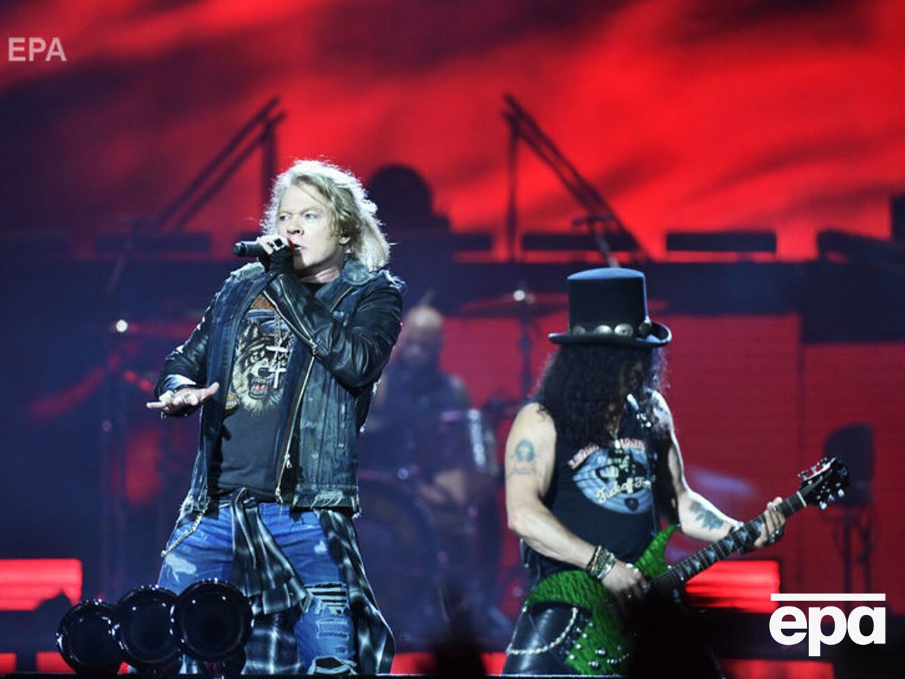 Guns N' Roses сняли клип в 2009 году