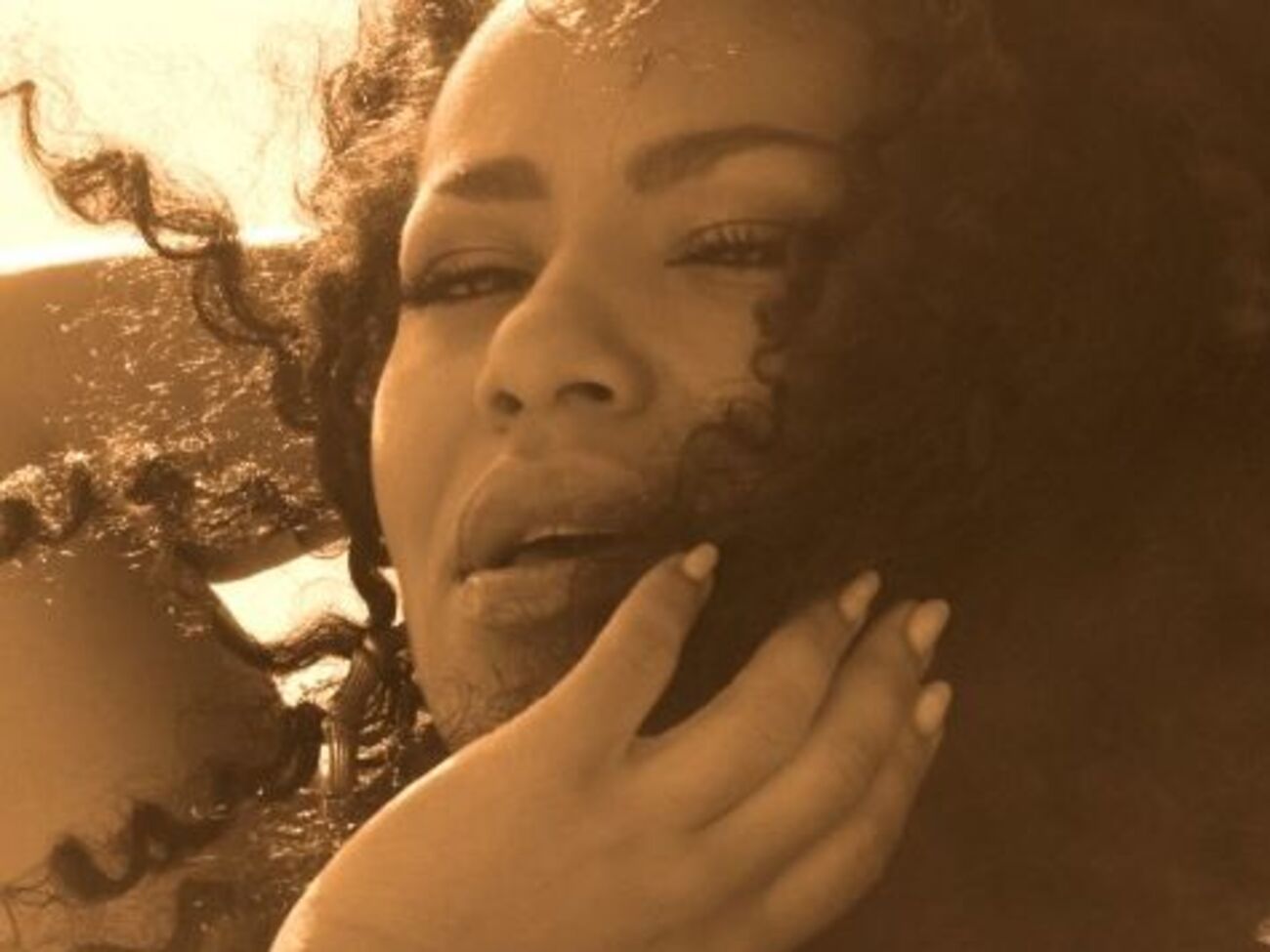 Гайтана: Коли ми любимо, відстані та мовні бар'єри, страхи та будь-які переконання стають лише дрібницями