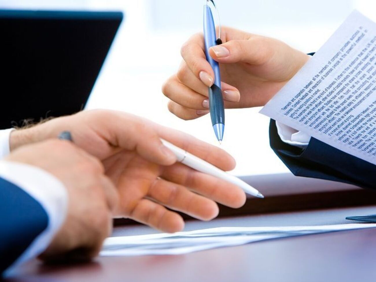 Конкурсная комиссия втайне утвердила победителей конкурса на должности в ГБР, пишет "Украинская правда"