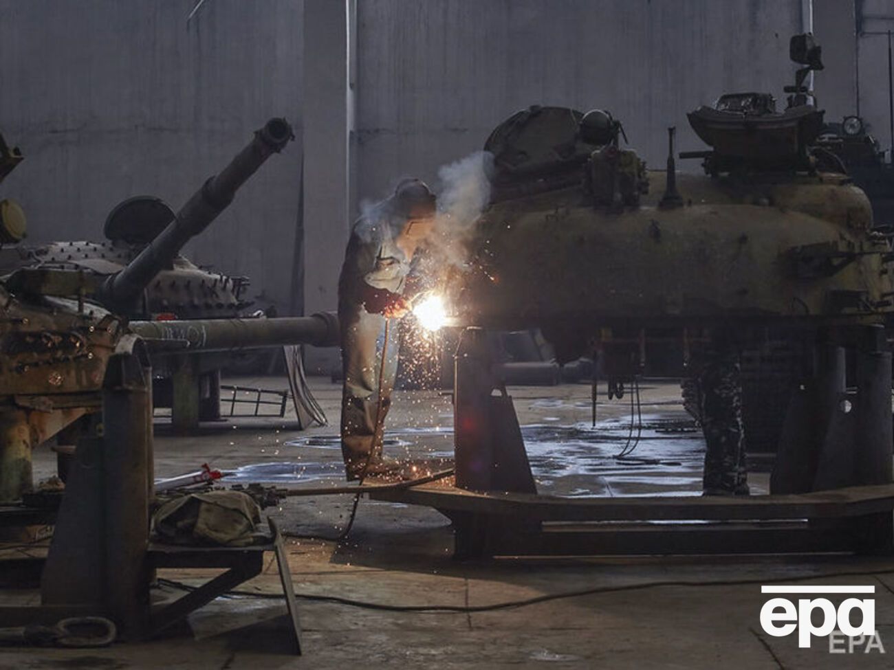 Харківський бронетанковий завод займається ремонтом військової техніки