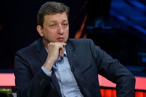 Доний: Я могу утверждать, в соответствии с моим текстологическим анализом, что мирный план Порошенко писался не в Киеве, а в Москве