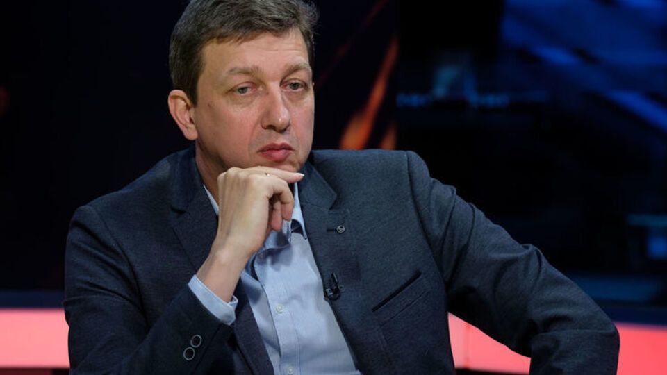 Доний: Я могу утверждать, в соответствии с моим текстологическим анализом, что мирный план Порошенко писался не в Киеве, а в Москве