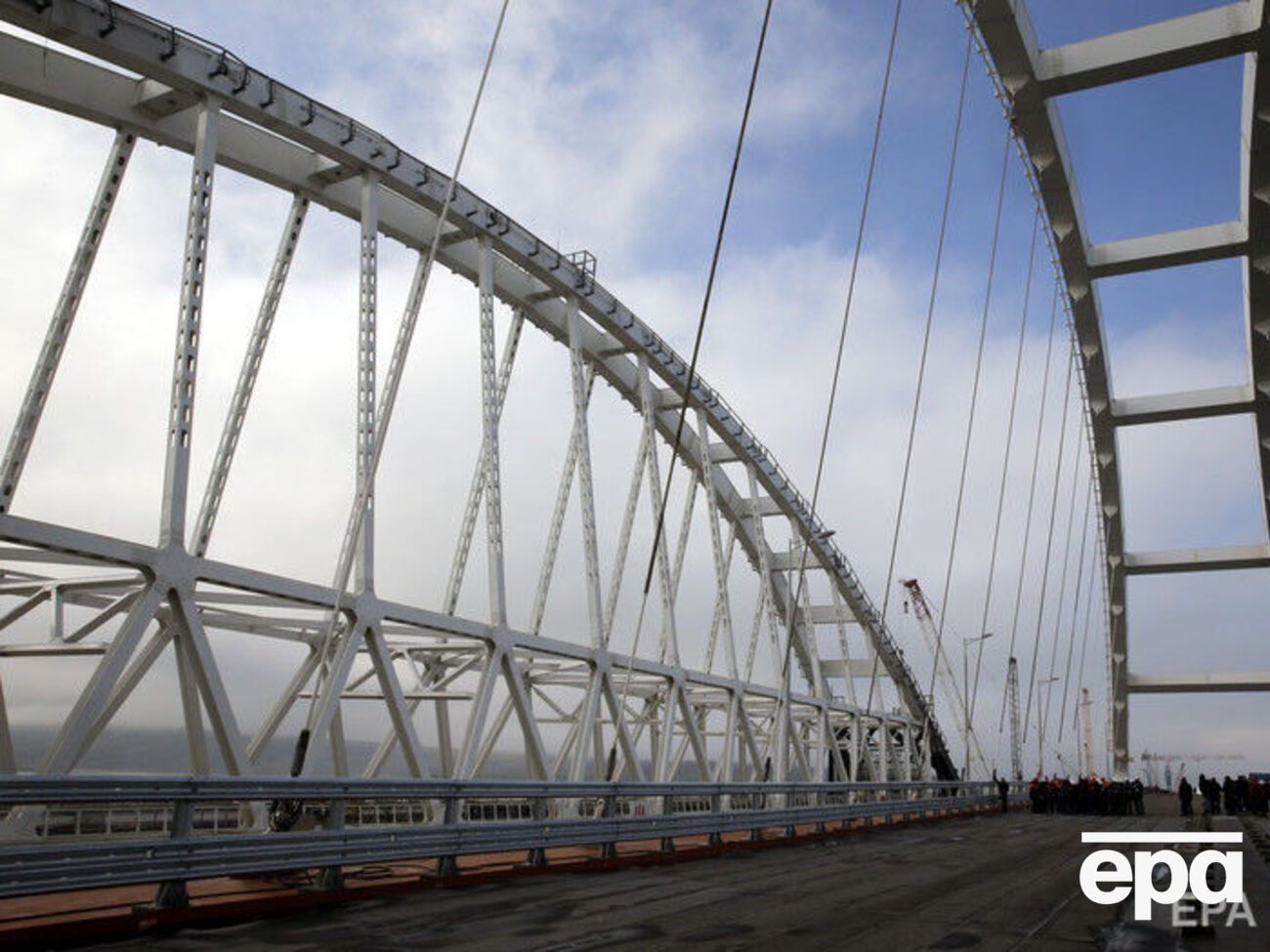Послы ЕС согласовали санкции за Керченский мост