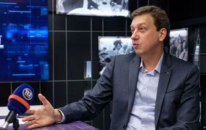 Доній про Майдан: Тоді одні люди виходили на смерть, на барикади і втрачали здатність до адекватного аналізу, а інші перебували за сценою