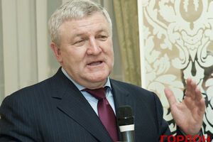 Ежель: Это разговор глухого с немым