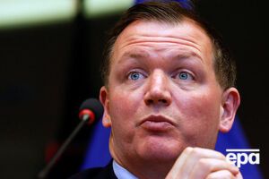 Коллинз возглавляет парламентское расследование утечки данных пользователей Facebook