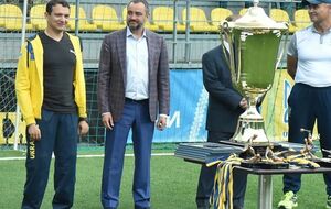 Павелко (в центре) сообщил, что "Кубок непокоренных" будет проводиться ежегодно
