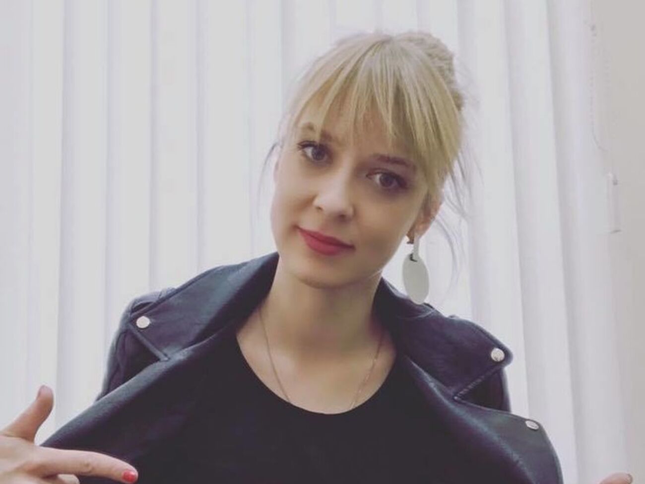 PR-фіаско від Мангула: НАЗК попалося на замовленні "джинси"