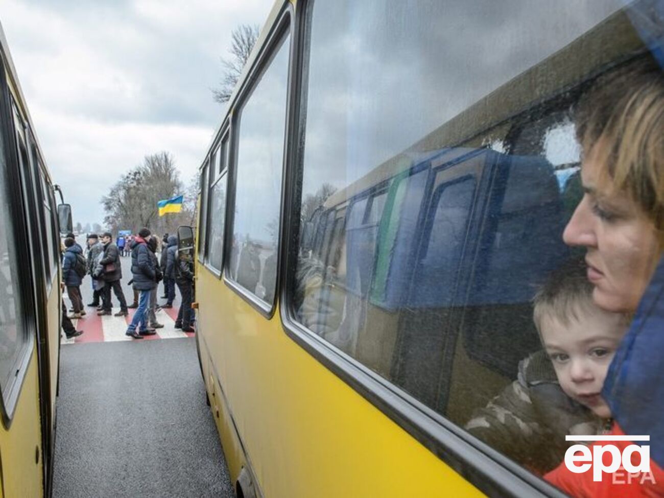 Шахтарі перекривали трасу з вимогою виплатити зарплату 3 липня