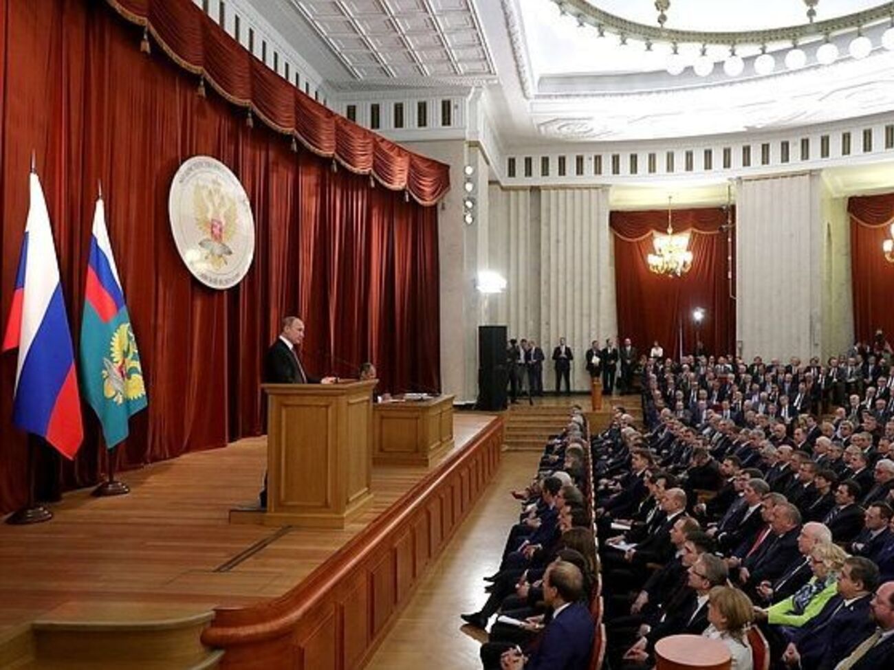 Путін виступив перед російськими дипломатами