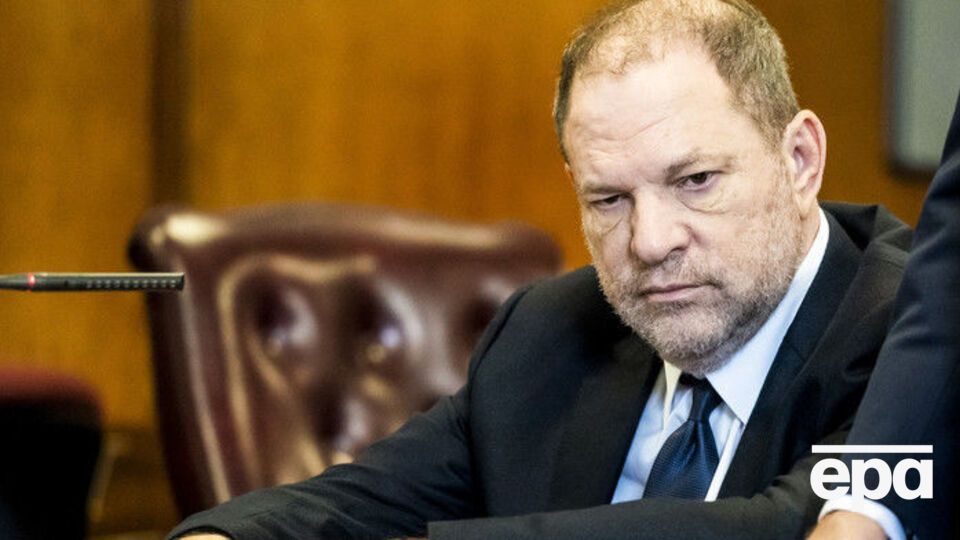 Продюсера Харви Вайнштейна хотят обвинить в "хищническом сексуальном насилии"