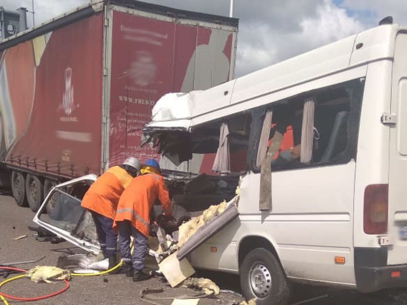 По предварительным сведениям, автобус двигался по маршруту Киев &ndash;&nbsp;Ровно