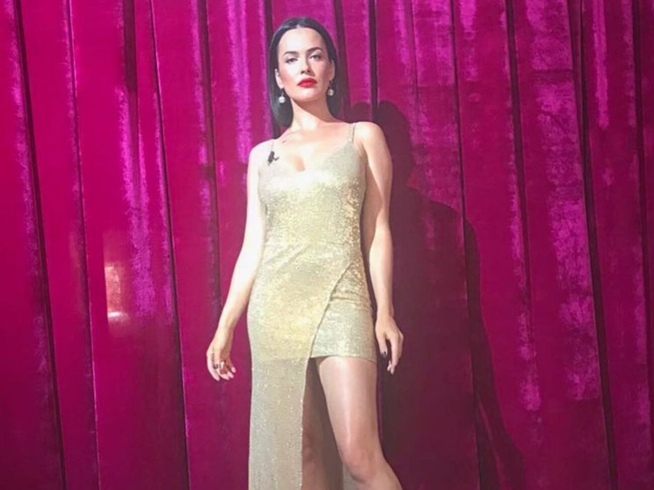 Астафьева показала фигуру в новом ролике