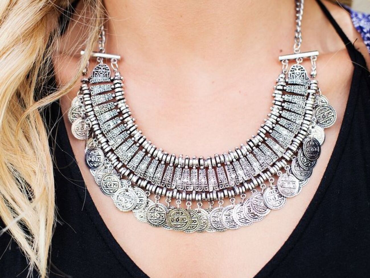 Серебро может темнеть при контакте с телом