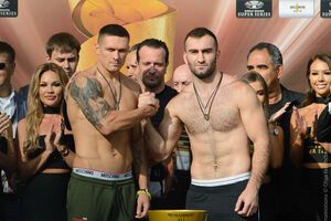 Бой Усик – Гассиев. В Москве прошла церемония взвешивания боксеров. Фоторепортаж