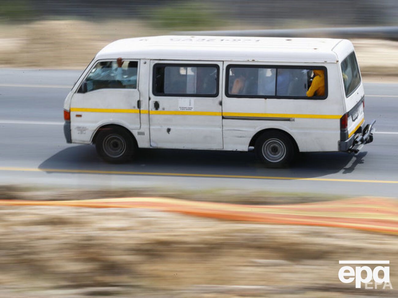 Таксі-мікроавтобуси дуже популярні в Південній Африці