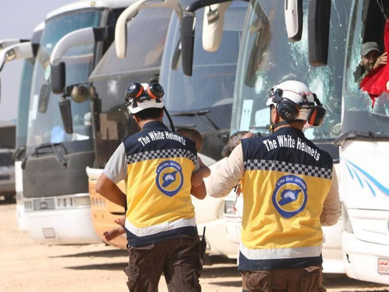 Великобританія, Німеччина і Канада взяли на себе зобов'язання переселити евакуйованих протягом трьох місяців