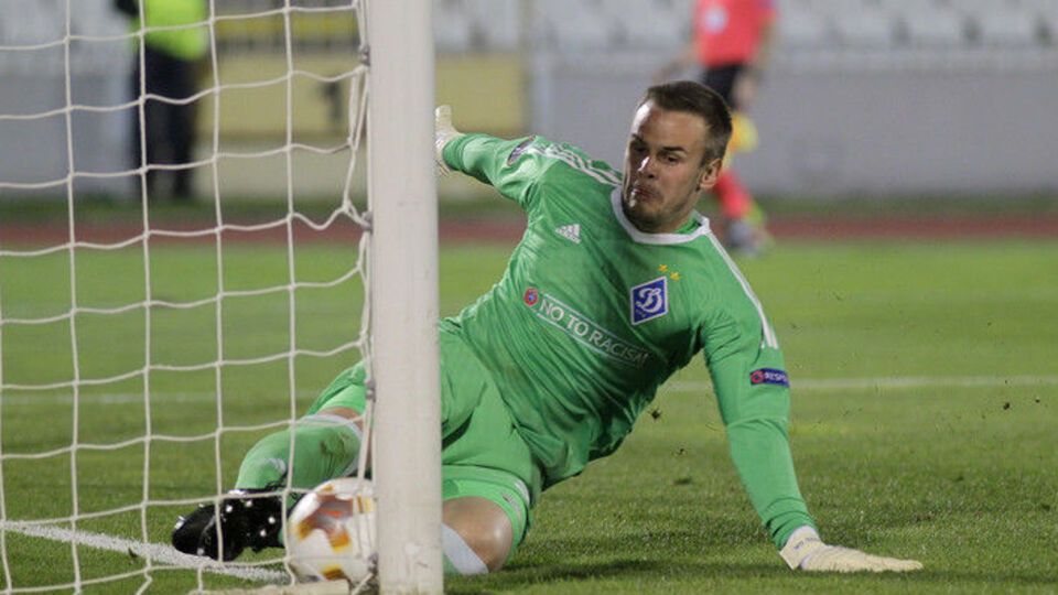 25-летний украинский голкипер защищает цвета киевской команды с 2010 года