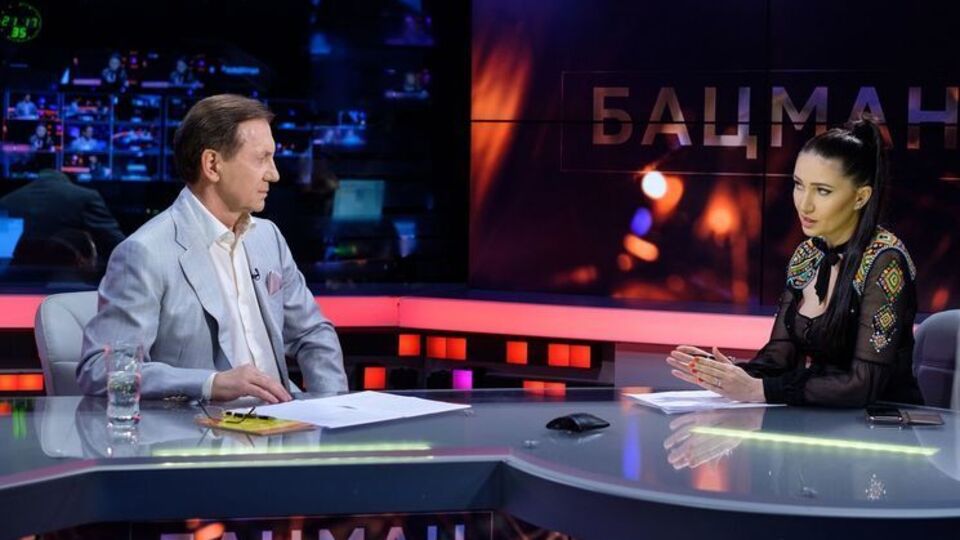 Журавський: Хочуть мати свої антикорупційні органи, свій антикорупційний суд, які будуть стежити за українською владою, щоб вона не крала грошей і вчасно віддавала кредити