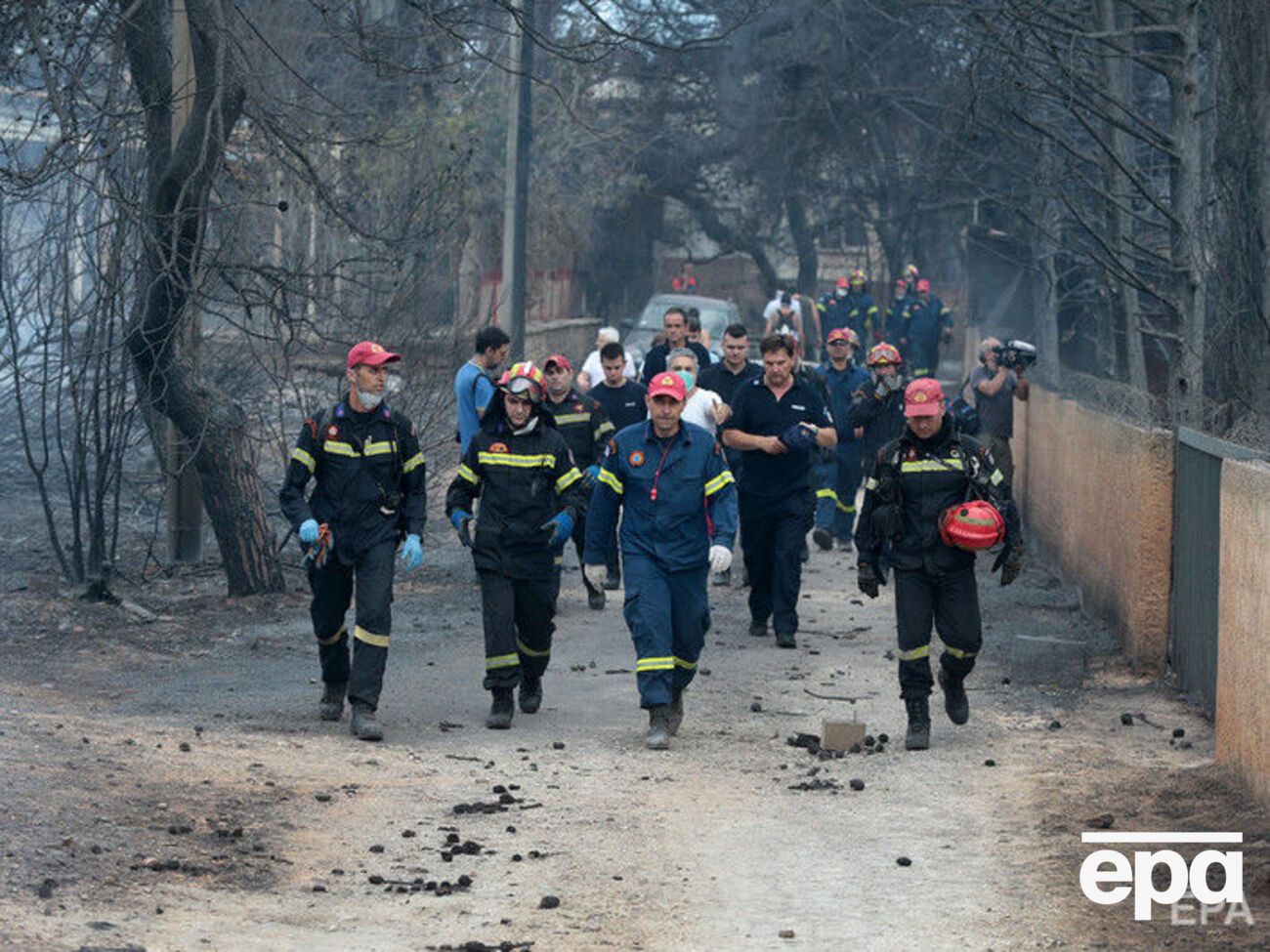 На западе, севере и востоке от Афин 23 июля начались масштабные лесные пожары
