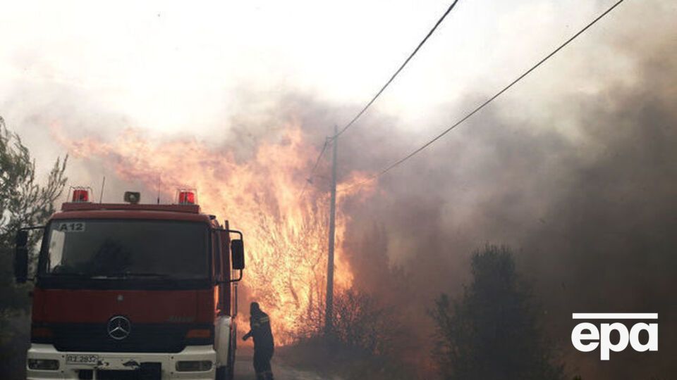 Масштабные лесные пожары в Греции начались 23 июля